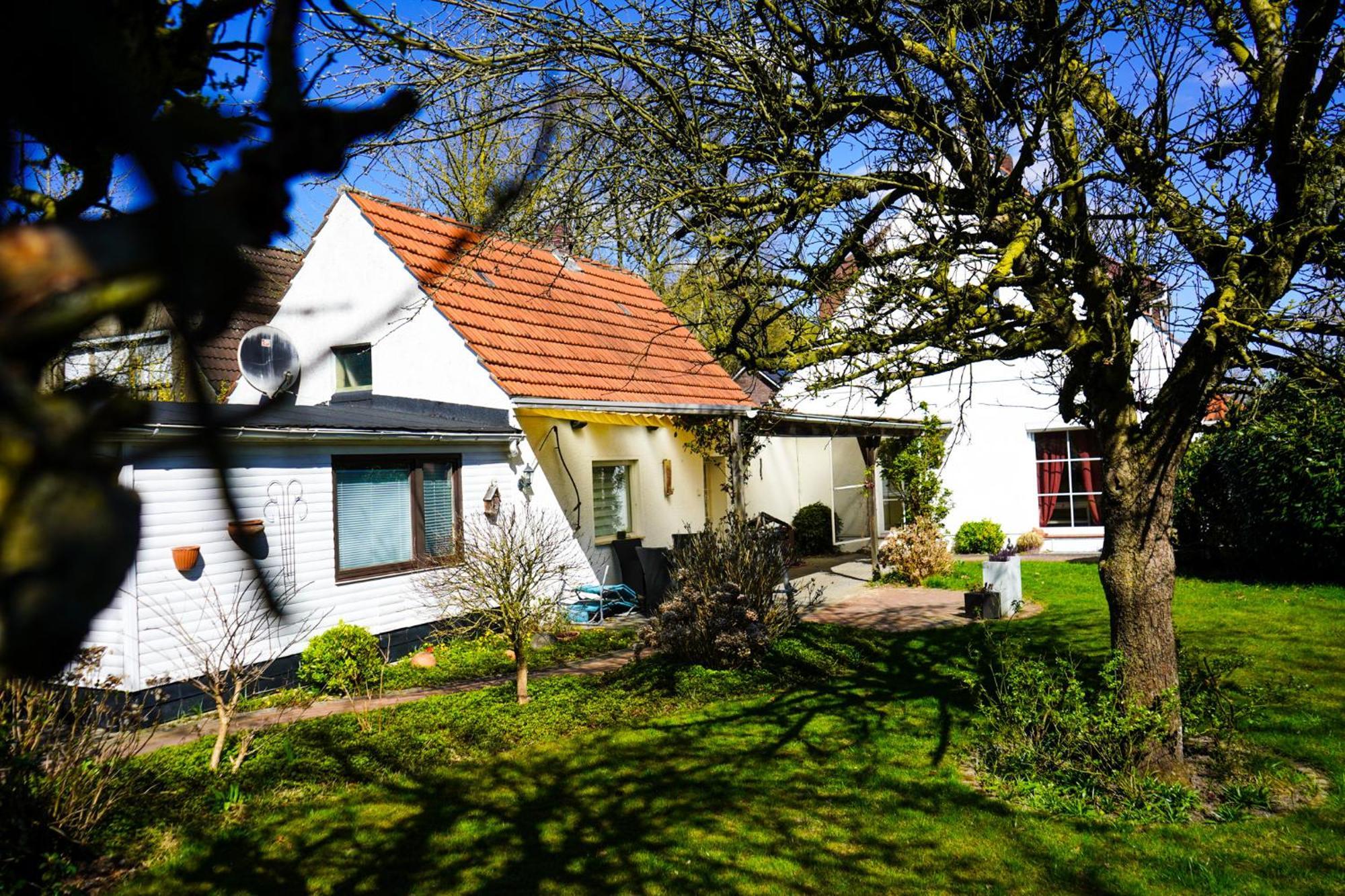 Gemuetliches Haus Mit Grossem Traumhaften Garten Brema Zewnętrze zdjęcie
